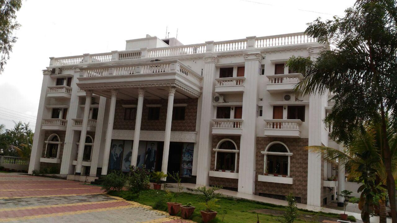 Kailash Residency Hotel Aurangabad  Eksteriør billede