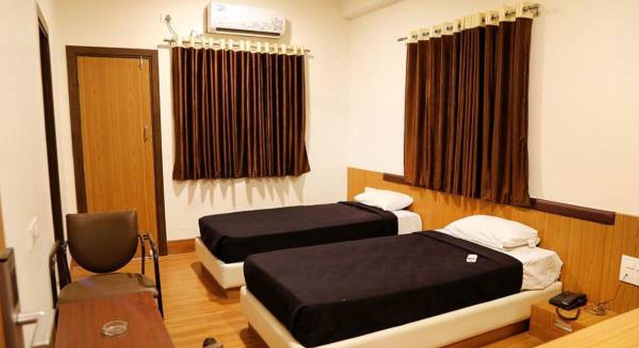 Kailash Residency Hotel Aurangabad  Eksteriør billede
